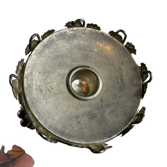 Vintage Silver Plated Grapevine Adorned Candlestick Candle Holder Display 9.5” - Picture 7 of 13